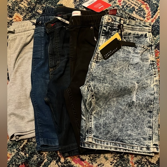 Boys Jean Shorts Classic Denim Style - Picture 1 of 1